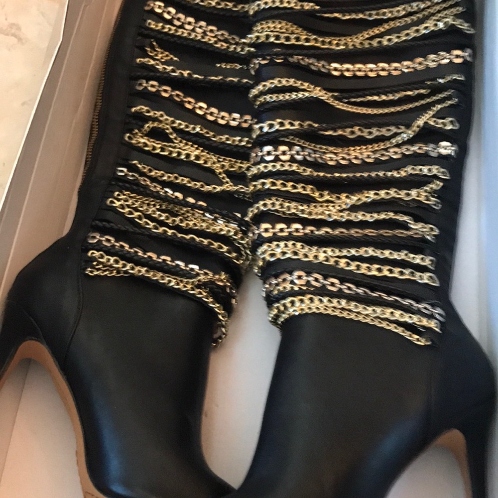 This boots never wear!